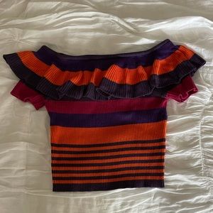 Off the shoulders crop top